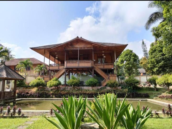 The Kulawi Villa & Resort Puncak Exterior foto